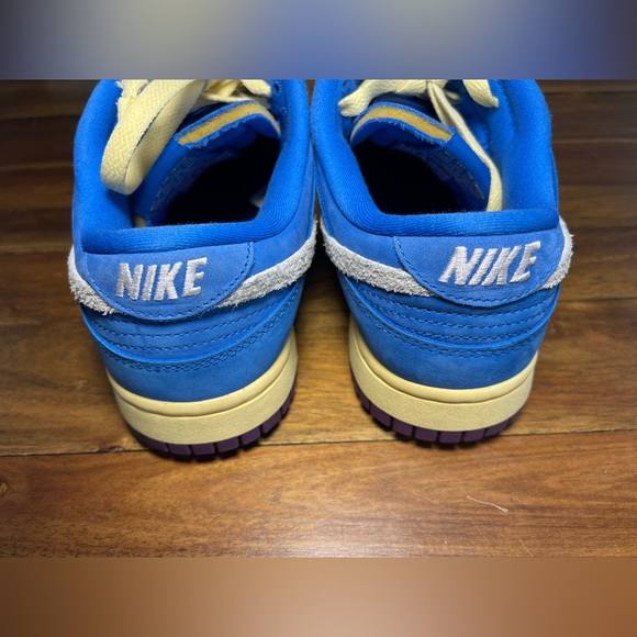 Nike Dunk Low SP x Undefeated "5 On It" sneakers blue and purple - Picture 8 of 13
